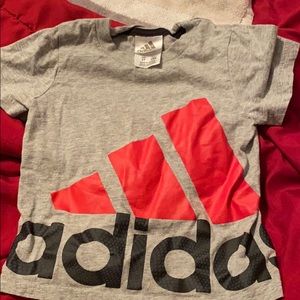 Adidas t shirt